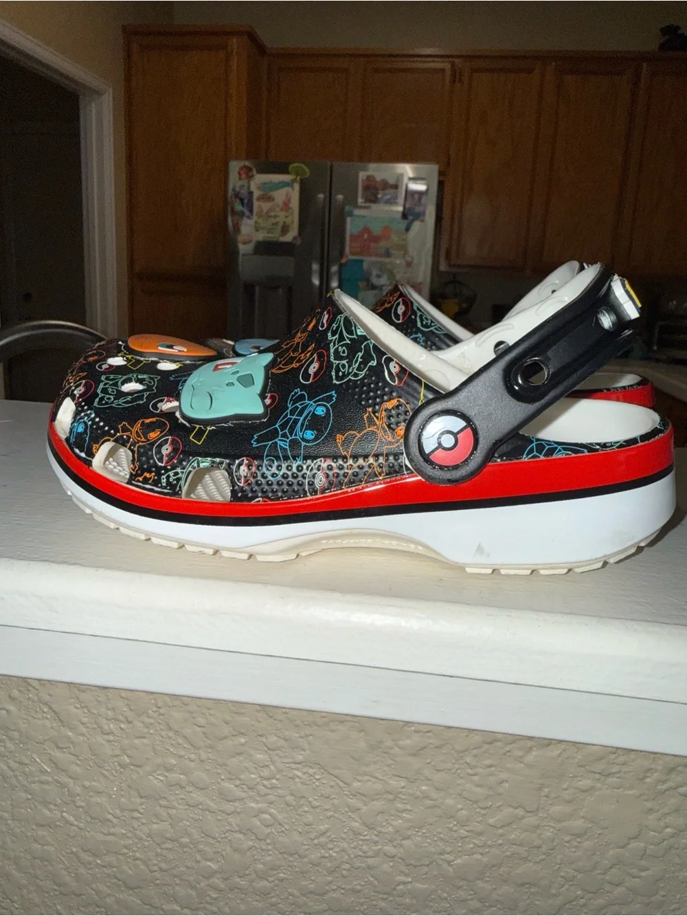 CROCS official style